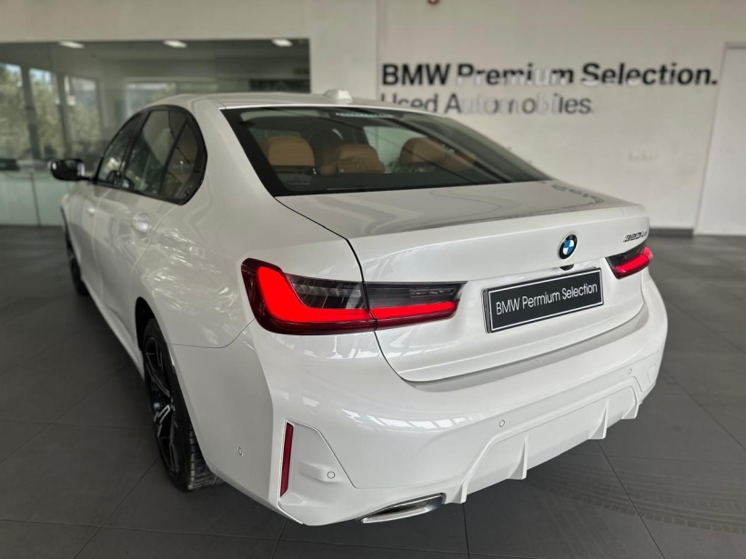 BMW 3 Series Gran Limousine 330Li M Sport