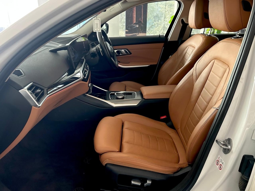 BMW 3 Series Gran Limousine 330Li M Sport