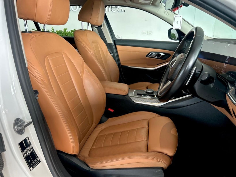 BMW 3 Series Gran Limousine 330Li M Sport