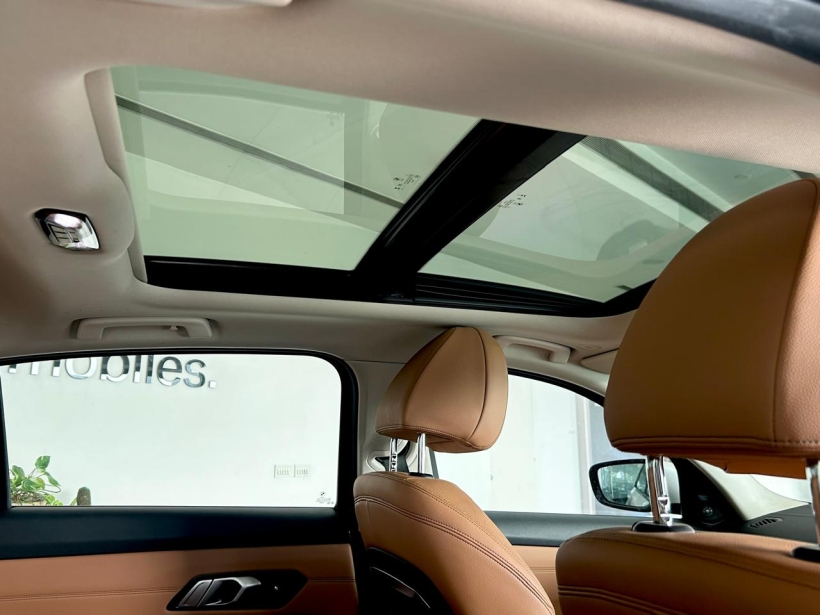 BMW 3 Series Gran Limousine 330Li M Sport