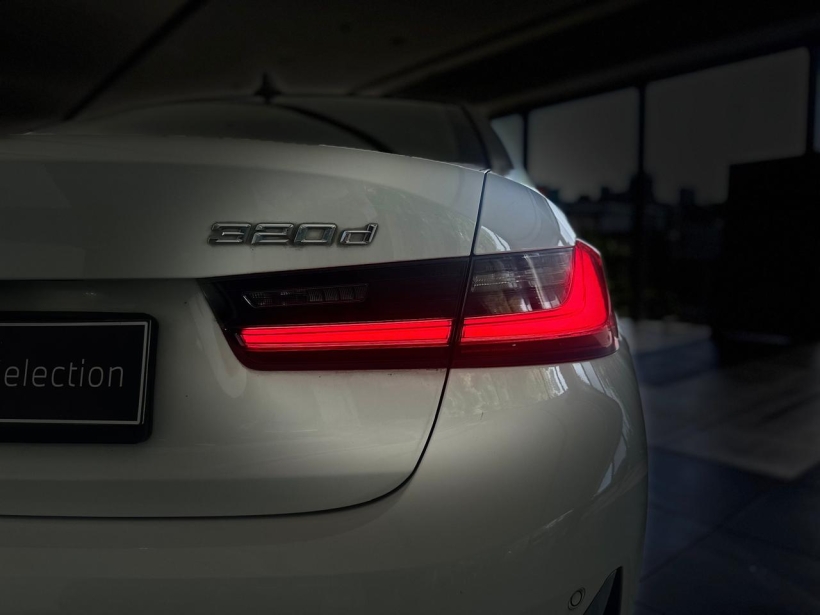 BMW 3 Series 320d Luxury Line