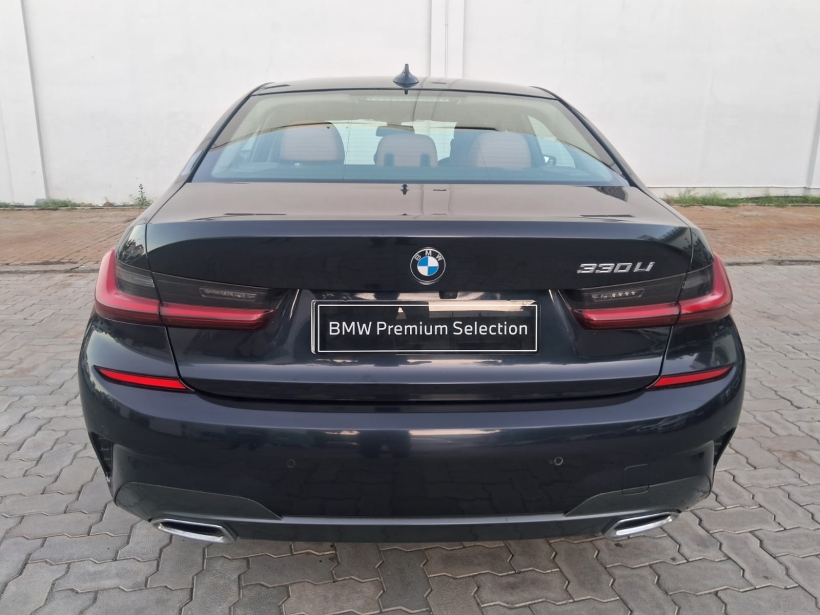 BMW 3 Series 330Li M Sport