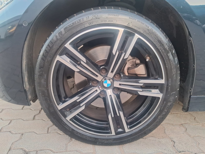 BMW 3 Series 330Li M Sport