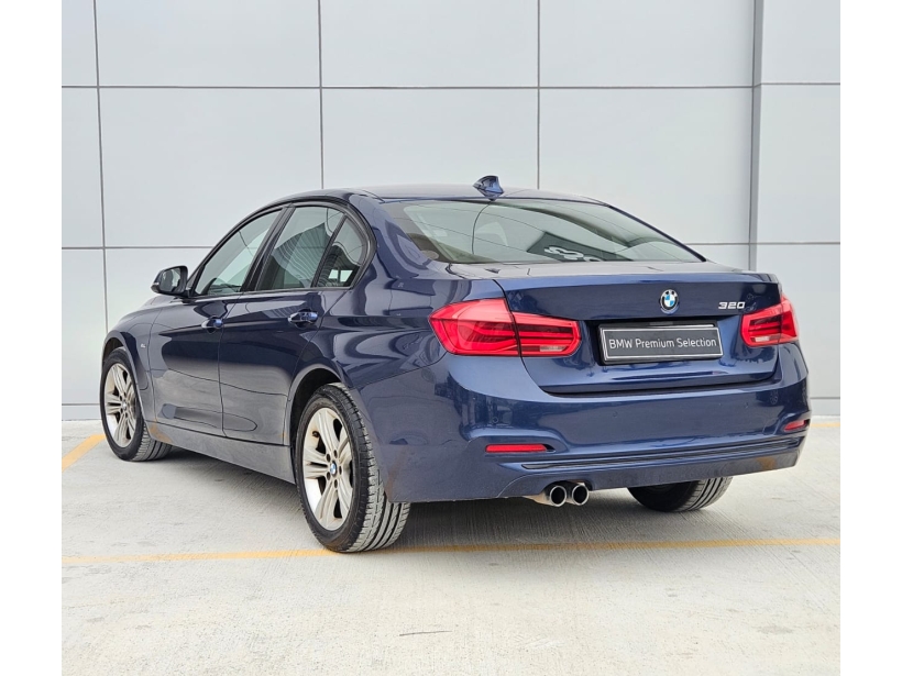 BMW 3 Series 320d Luxury Line F30