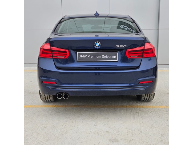 BMW 3 Series 320d Luxury Line F30