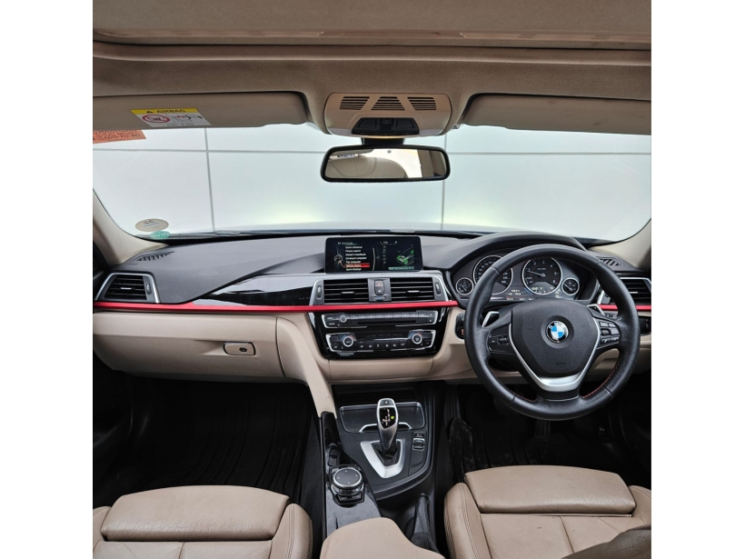 BMW 3 Series 320d Luxury Line F30