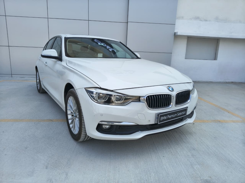 BMW 3 Series 320d Luxury Line F30
