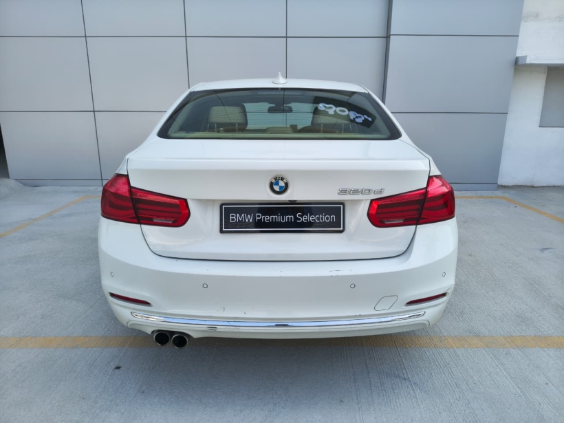 BMW 3 Series 320d Luxury Line F30