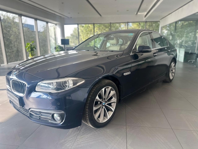 BMW 5 Series 520i