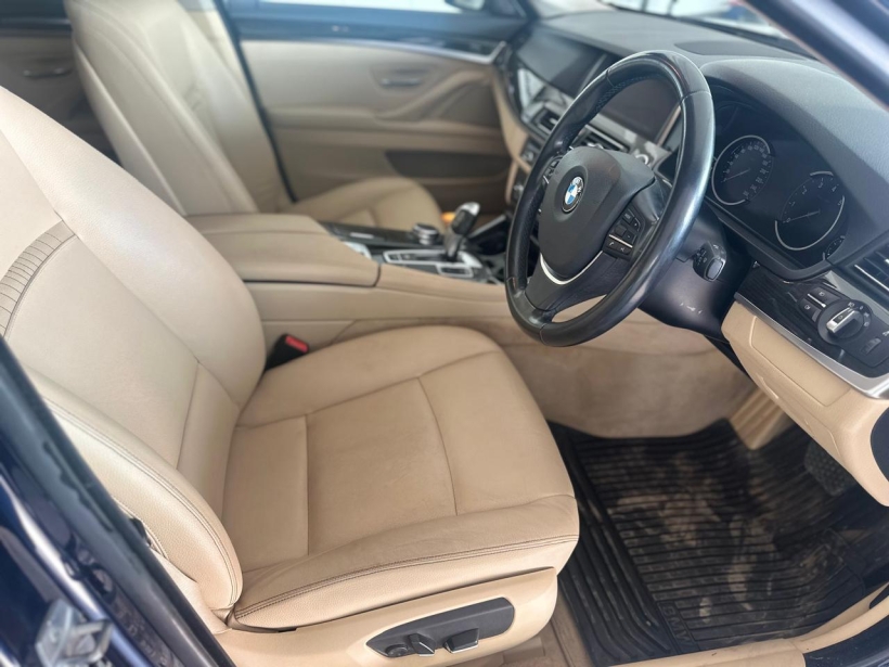 BMW 5 Series 520i