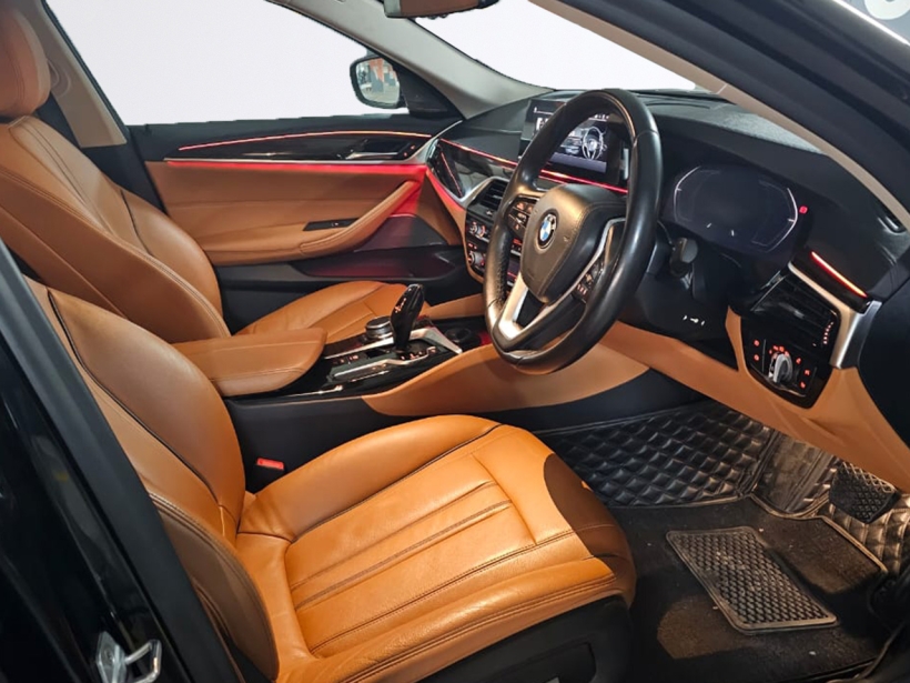 BMW 5 Series 520d Luxury Line