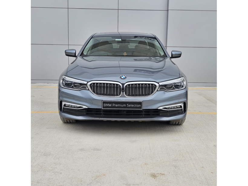 BMW 5 Series 520d Luxury Line