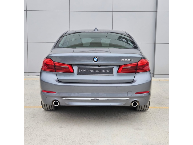 BMW 5 Series 520d Luxury Line
