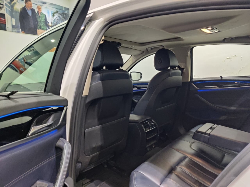 BMW 5 Series 530i Sport Line