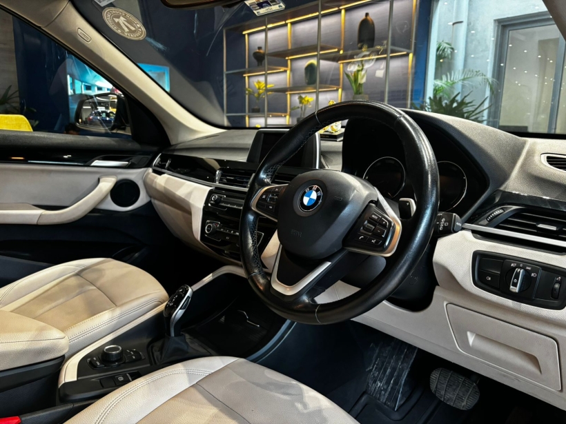 BMW X1 sDrive20i SportX