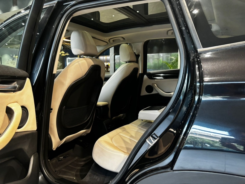 BMW X1 sDrive20i SportX