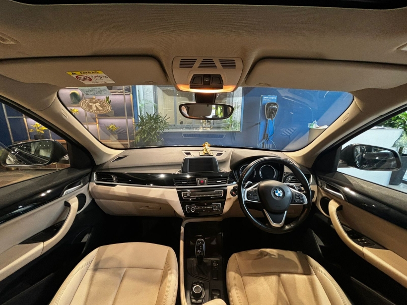 BMW X1 sDrive20i SportX