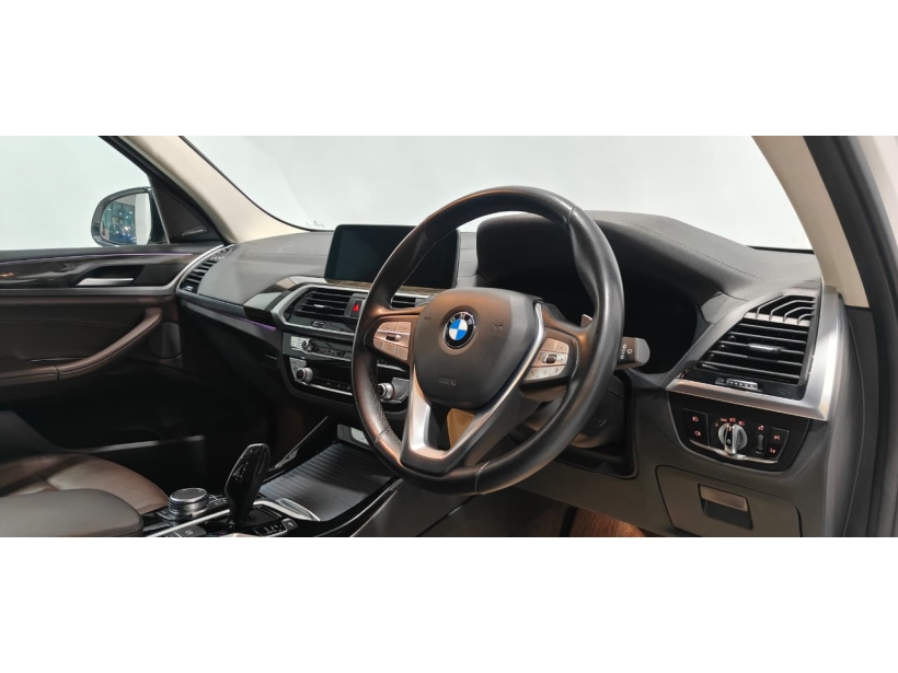 BMW X3 xDrive20d Luxury Line
