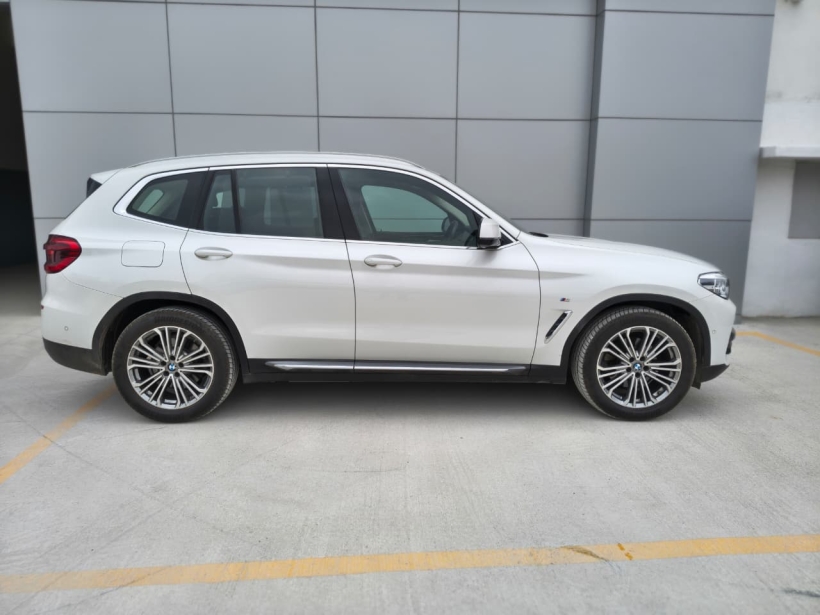 BMW X3 xDrive20d Luxury Line