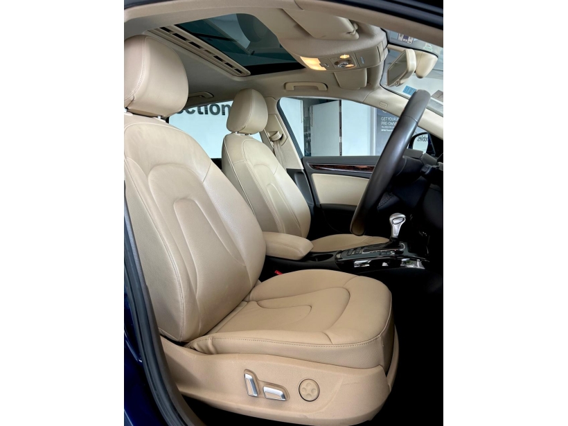 Audi A4 35 TFSI Premium Sunroof