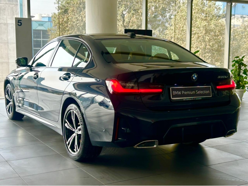 BMW 3 Series Gran Limousine 330Li M Sport