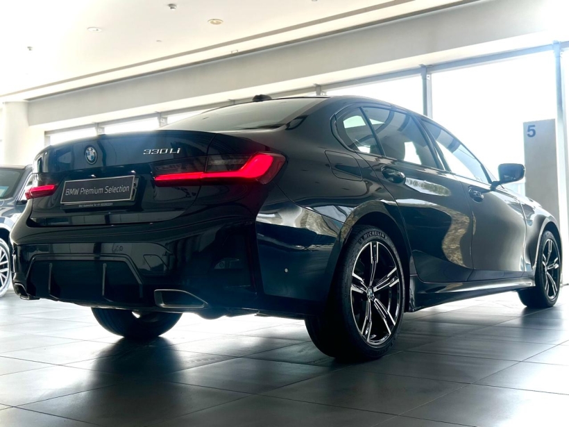 BMW 3 Series Gran Limousine 330Li M Sport