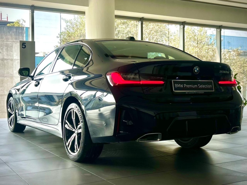 BMW 3 Series Gran Limousine 330Li M Sport