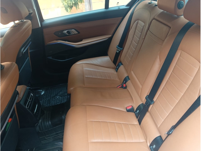 BMW 3 Series 320d Luxury Line