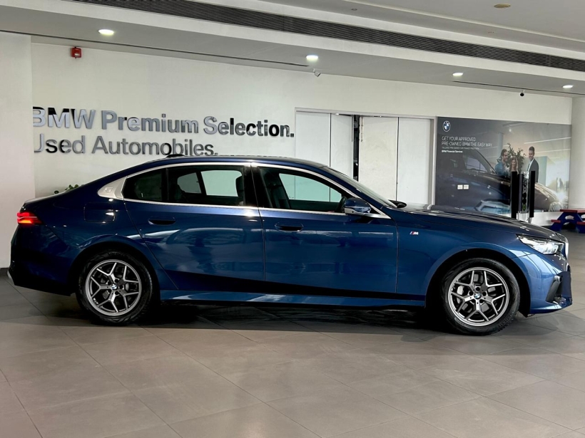 BMW 5 Series 530Li M Sport LWB