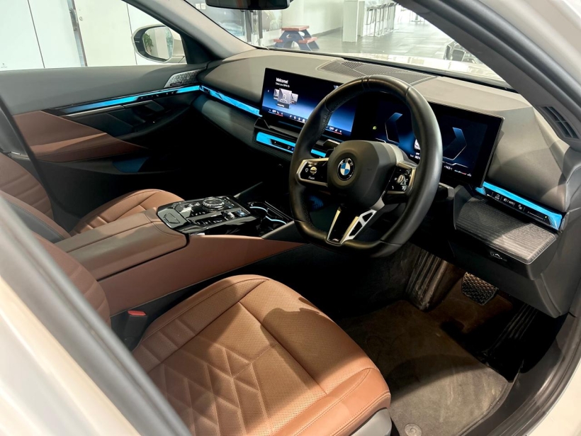 BMW 5 Series 530Li M Sport LWB