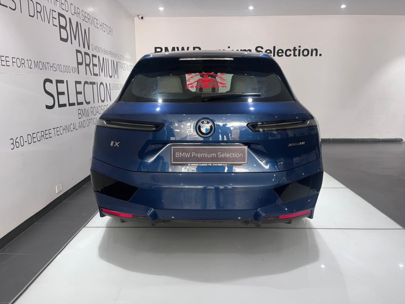 BMW iX xDrive50