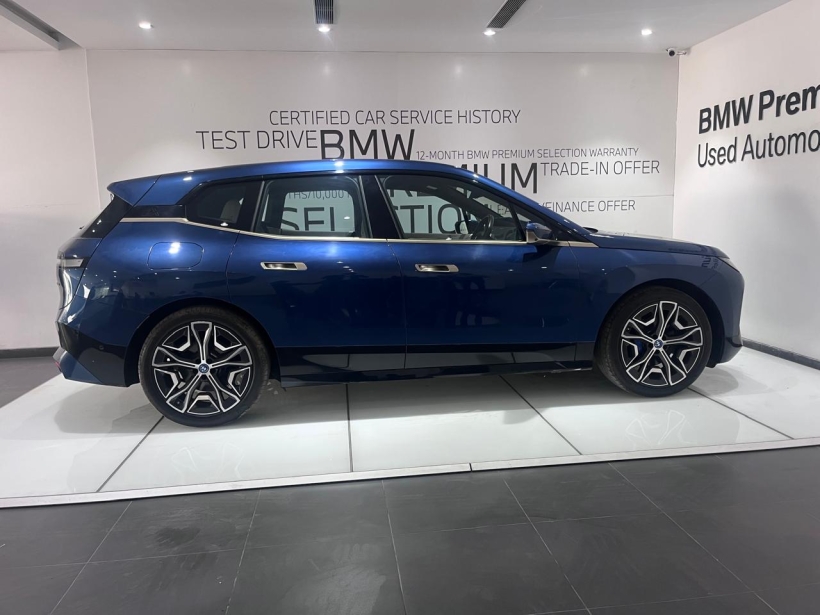 BMW iX xDrive50