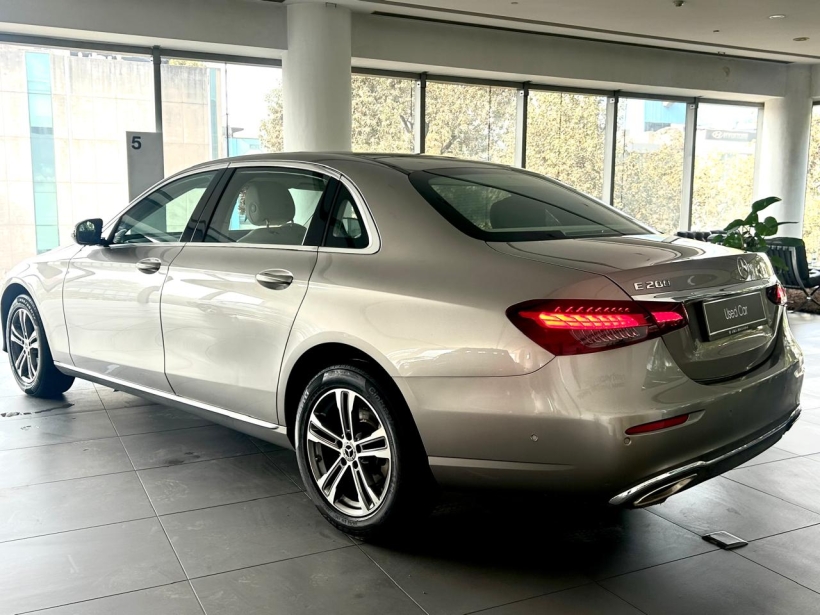 Mercedes Benz E Class E 200 Exclusive