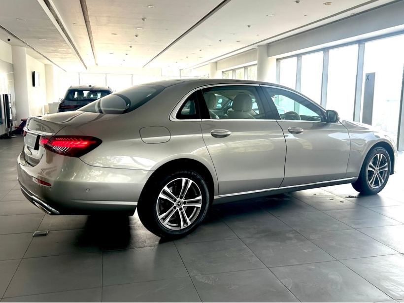 Mercedes Benz E Class E 200 Exclusive