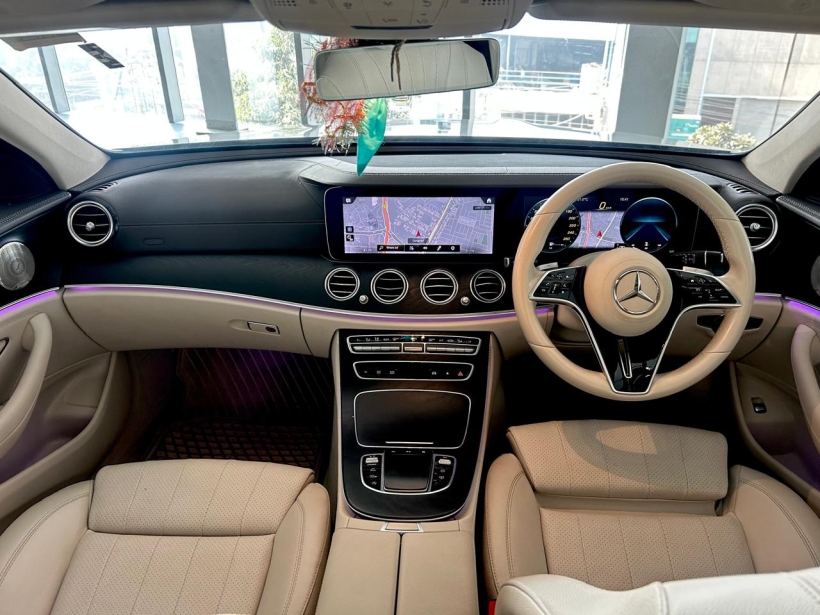Mercedes Benz E Class E 200 Exclusive