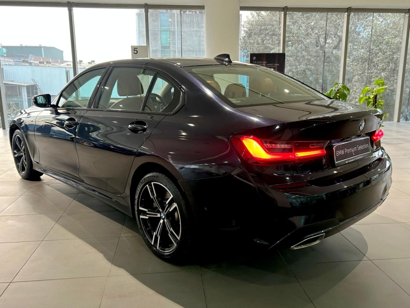 BMW 3 Series Gran Limousine 330Li M Sport