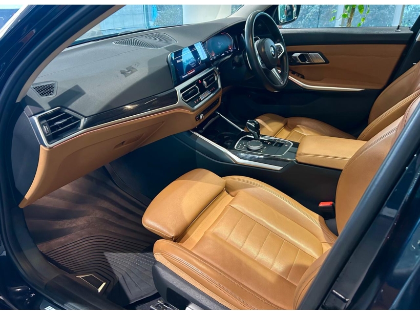 BMW 3 Series Gran Limousine 330Li M Sport