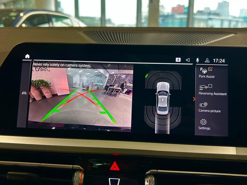 BMW 3 Series Gran Limousine 330Li M Sport