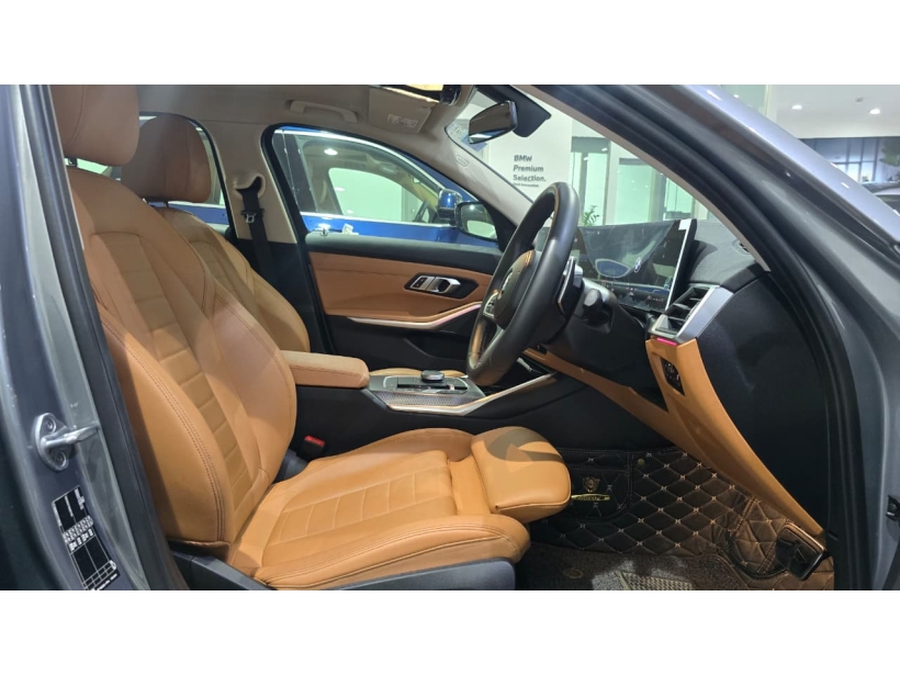 BMW 3 Series Gran Limousine 330Li M Sport