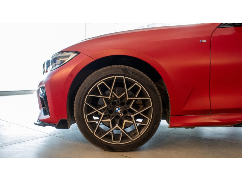 BMW 3 Series 330Li M Sport