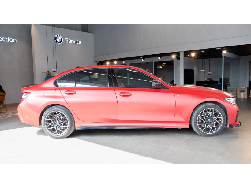 BMW 3 Series 330Li M Sport