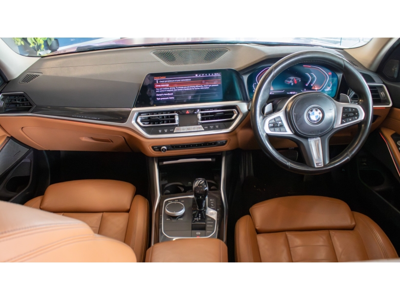 BMW 3 Series 330Li M Sport