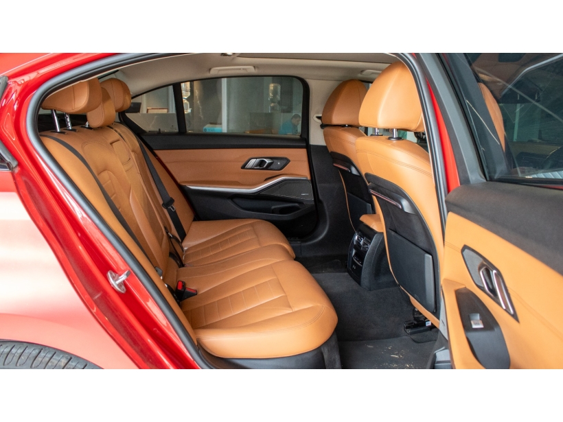 BMW 3 Series 330Li M Sport