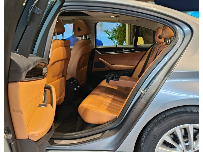 BMW 5 Series 520d Luxury Line