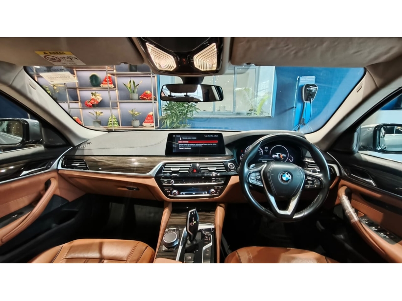 BMW 5 Series 520d Luxury Line