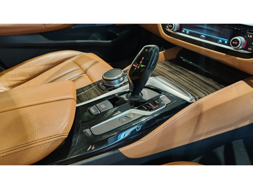 BMW 5 Series 520d Luxury Line