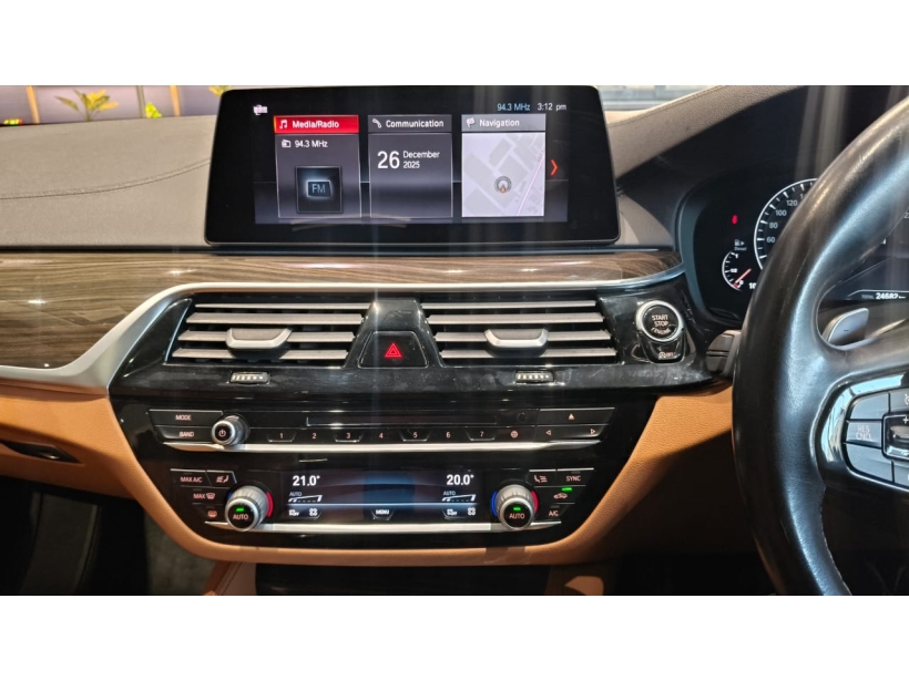 BMW 5 Series 520d Luxury Line