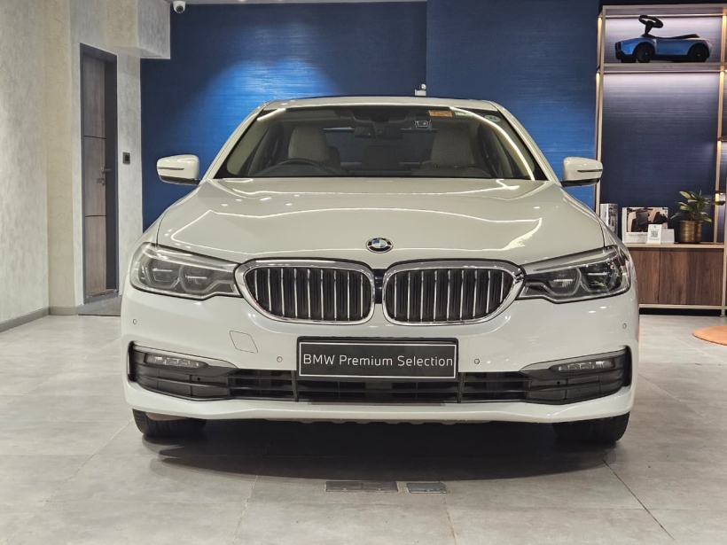 BMW 5 Series 530i Sport Line