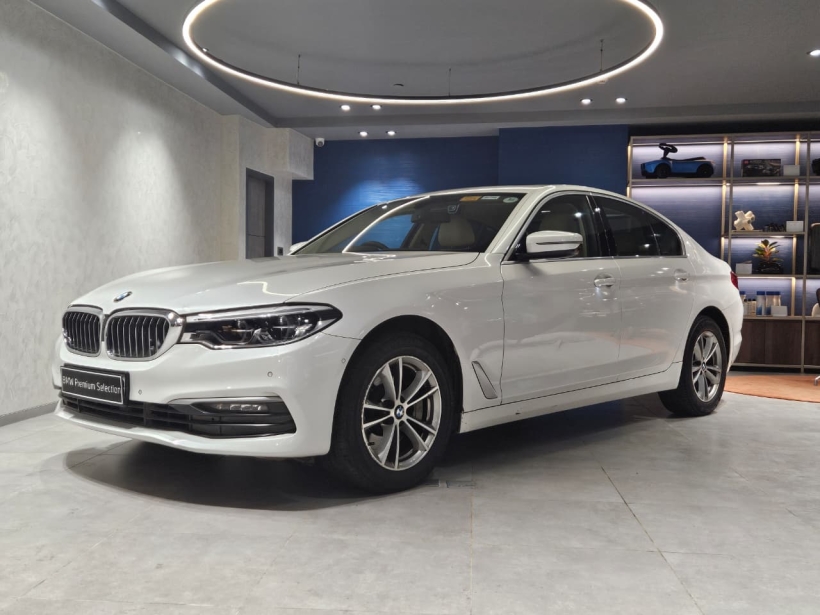 BMW 5 Series 530i Sport Line