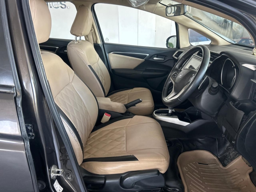 Honda Jazz VX 1.2L i-VTEC CVT